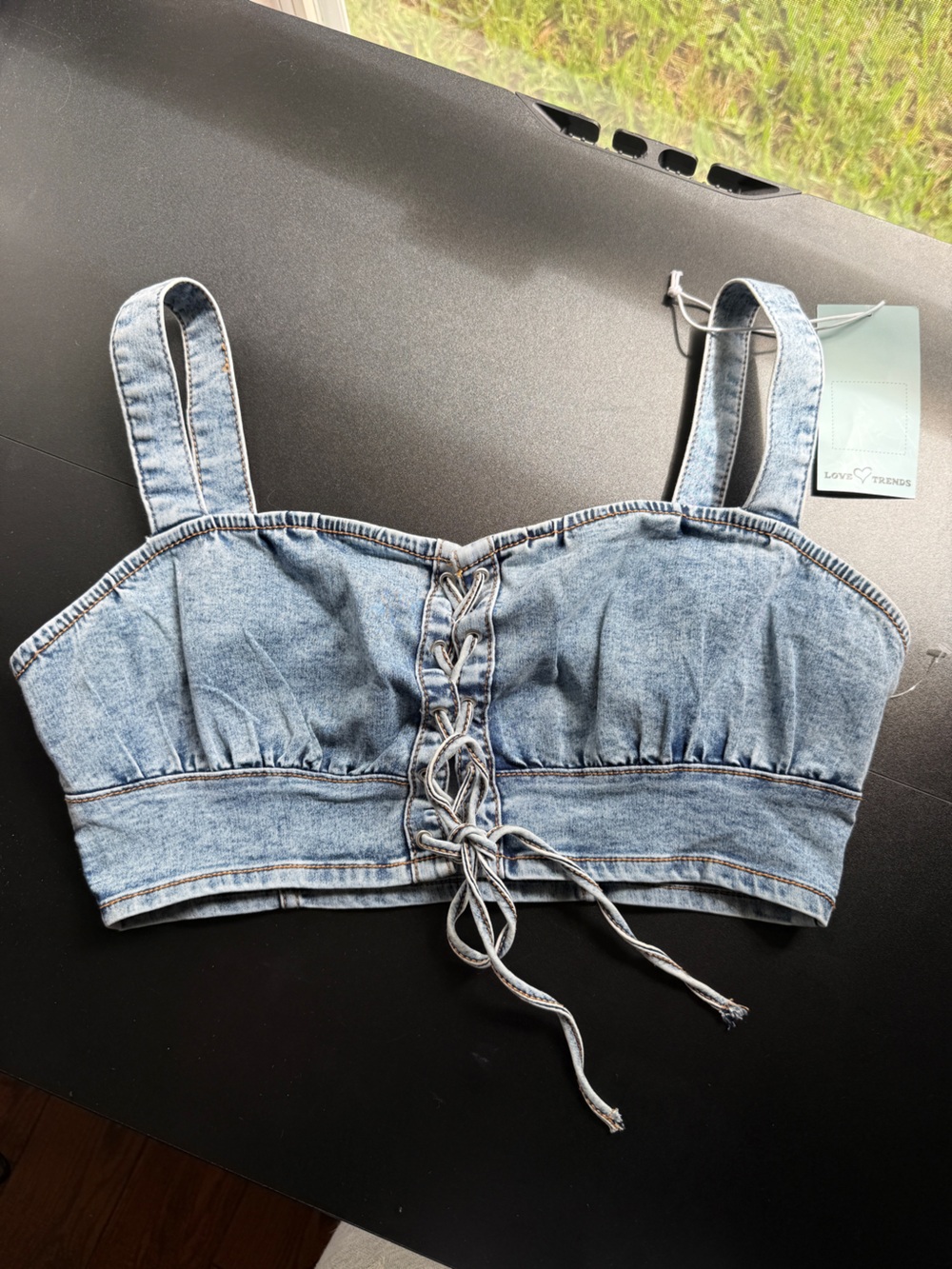NWT Love Trends Womens Denim Lace Up Front Crop Top Medium Blue Wash Corset M